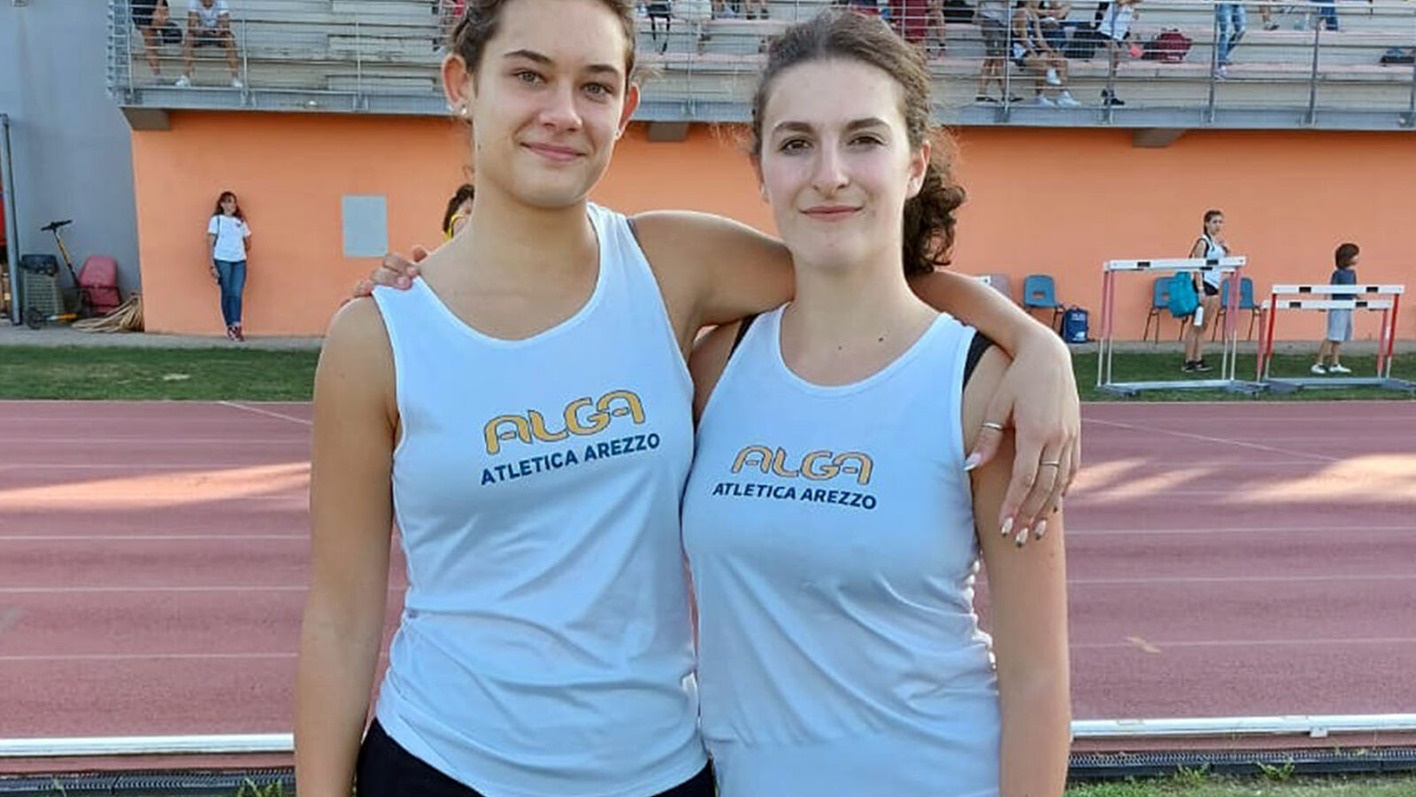 Due ragazze dell’Alga Atletica Arezzo in pista ai Campionati Italiani Cadetti