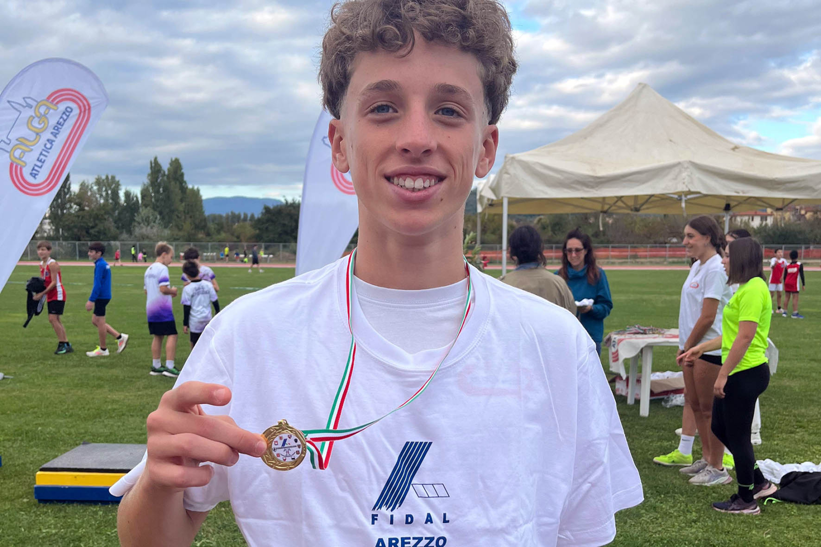 Mattia Falciani sigla il nuovo record regionale nel salto in alto tra i Ragazzi